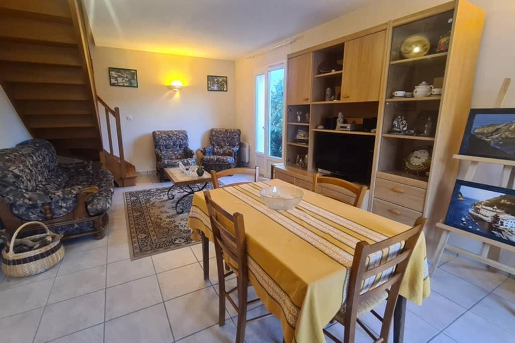 Petite maison aux abords de Bagnères de Bigorre Extérieur photo